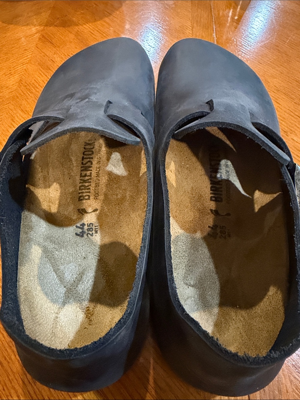 Birkenstock Black Men's Slip-On Clog with Side Buckle Accent - Picture 2 of 6